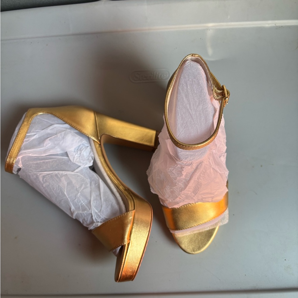 Elegant Gold Women's Heels
